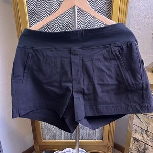 Athleta Women's Black Trekkie North Athletic Shorts